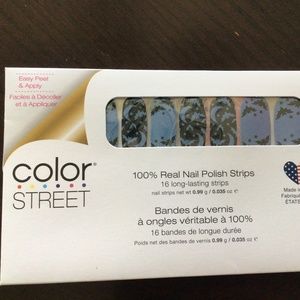 NEW Color Street nail set. Bats Amore